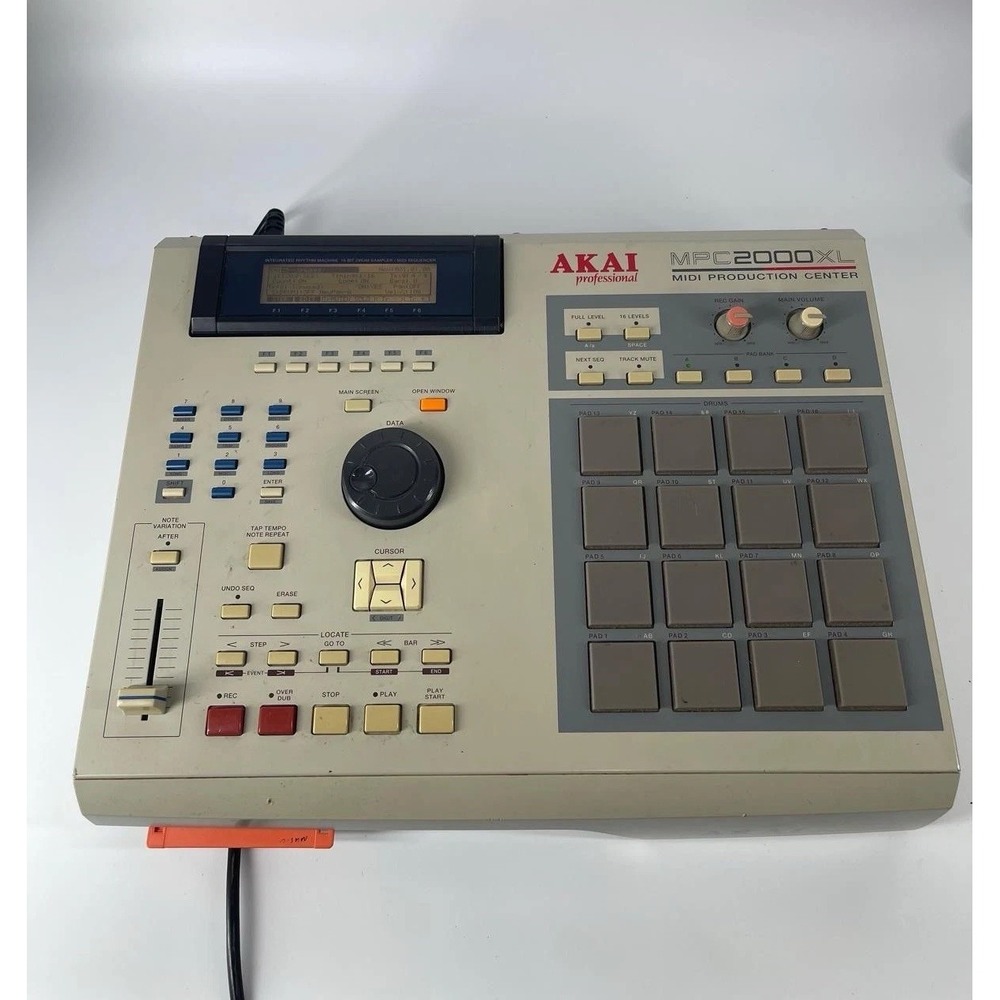 Akai MPC2000XL MIDI Production Center Sampler Drum Machine Tested Works